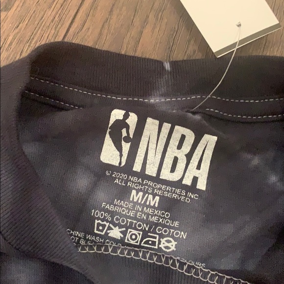 Chicago Bulls Tie Die T shirt - Picture 2 of 3